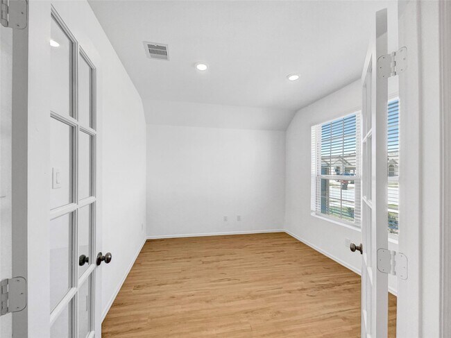 Photo - 14242 Walworth Crk Ct