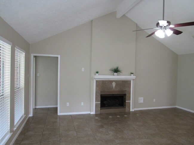 Photo - 10139 Cedaredge Dr