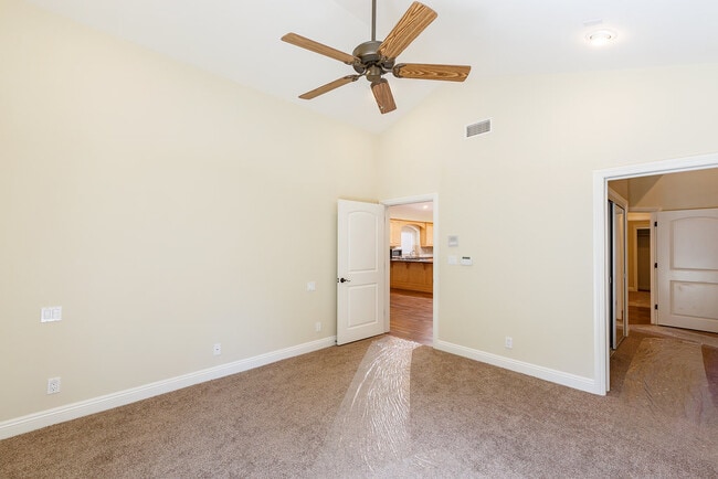 Photo - 2104 Perry Ave