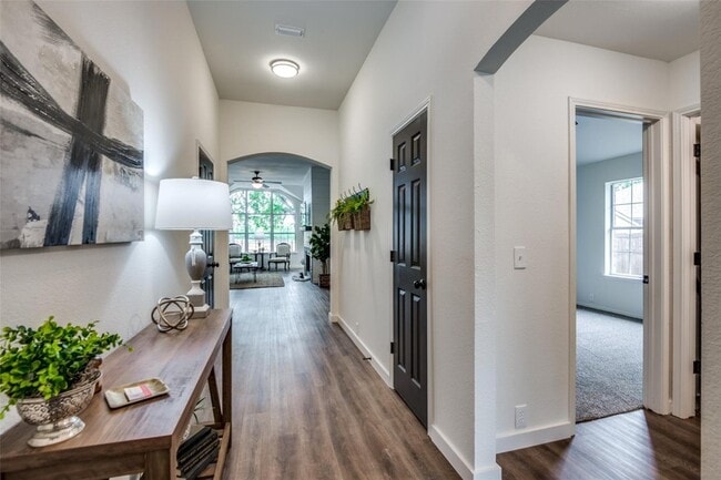 Photo - 759 Winding Oak Bend