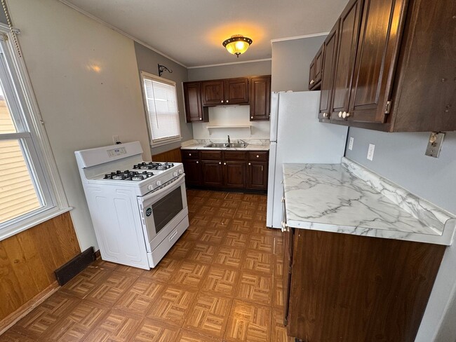 Photo - 3 Bedroom 2 Bath house in Bettendorf