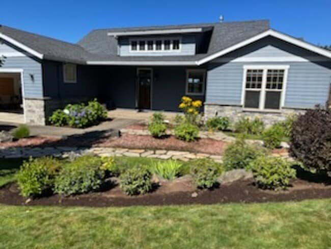 Amazing Thurston Area Home With 3 Bedrooms... - Amazing Thurston Area Home With 3 Bedrooms...