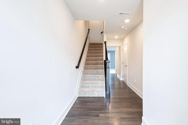 Building Photo - 2006 Ivory Brook Rd