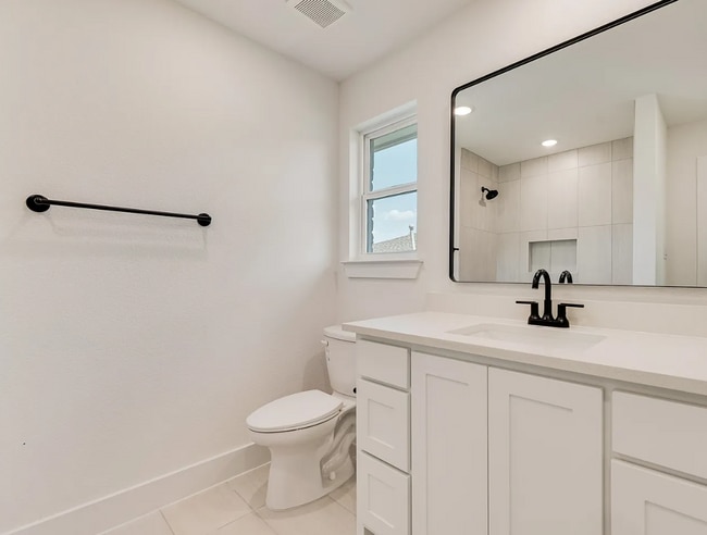 Photo - 1632 Merrimac Trl