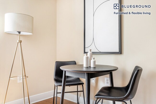 Photo - 415 L St NW Unit SI FL8-ID385