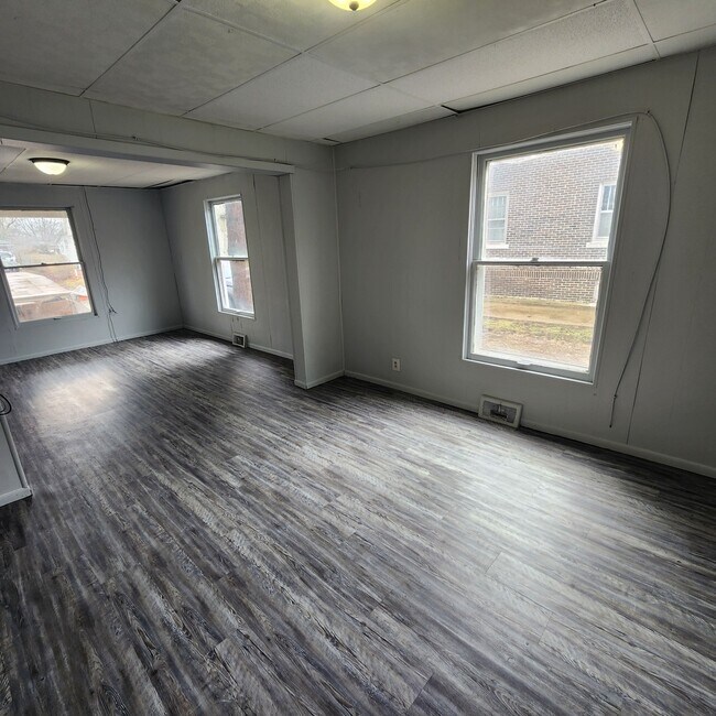 Photo - 614 N Griffin St