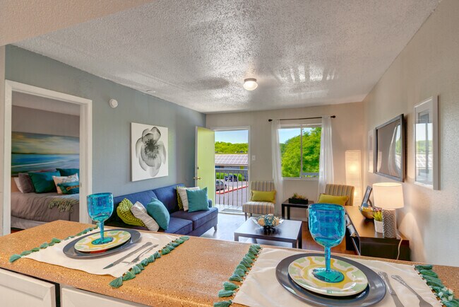 Living Room - Mia Riverside Rental