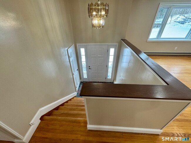 Photo - 10 Longview Ln