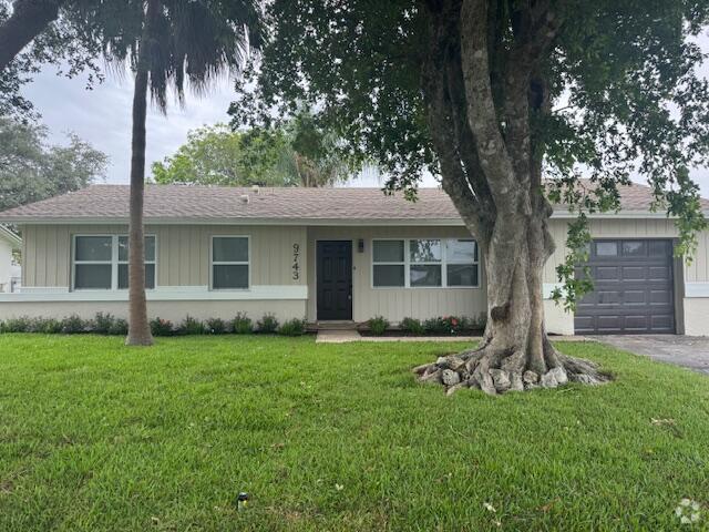 Building Photo - 9743 Saddlebrook Dr Rental