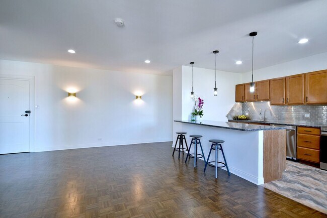 Photo - 1301 W Touhy Ave Unit 309