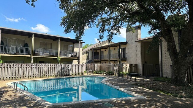 Photo - 1008 S College Rd Unit 1008 South College Road 113