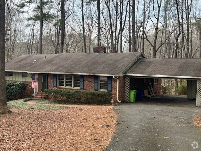 Building Photo - Beautiful remodeled Home near Crabtree