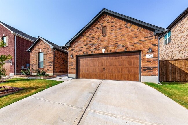 Photo - 1113 Arbor Acres Loop