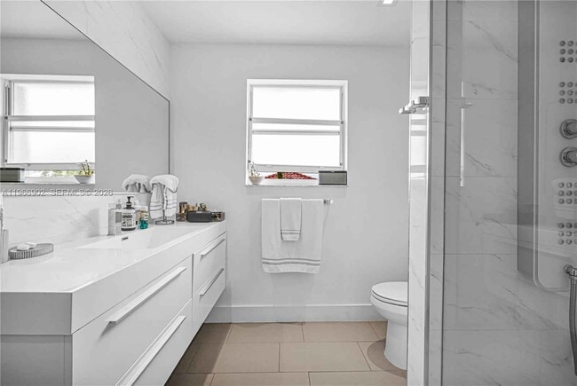 Photo - 11304 NW 66th St