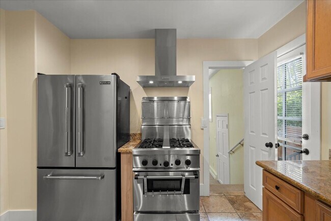 Photo - Very Private Palo Alto 2 Bedroom 2 Bath