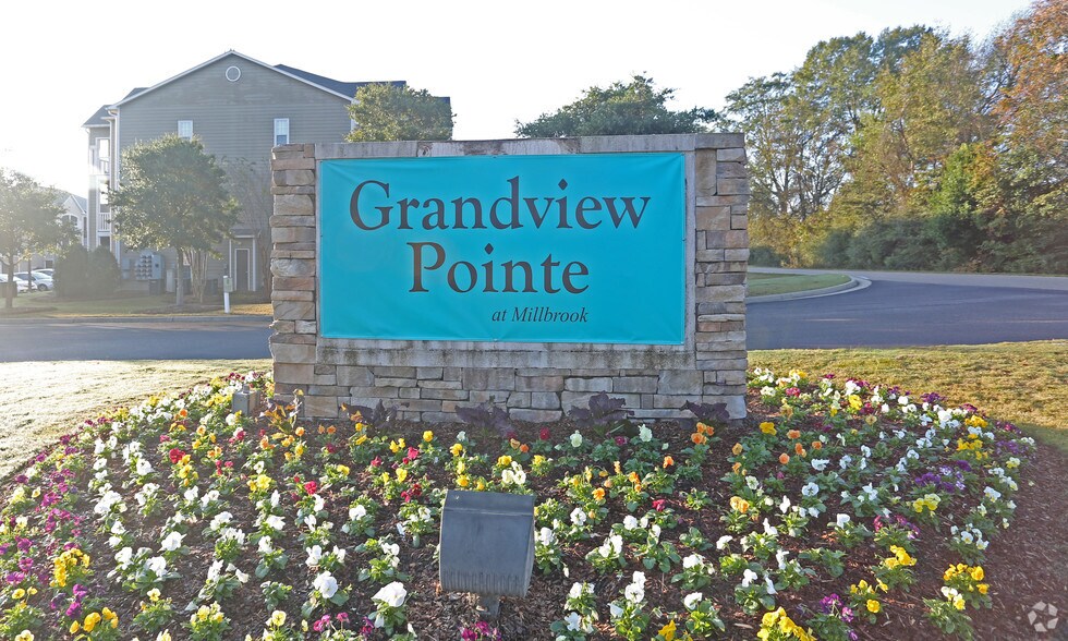 Grandview Pointe at Millbrook Apartments For Rent in Millbrook, AL