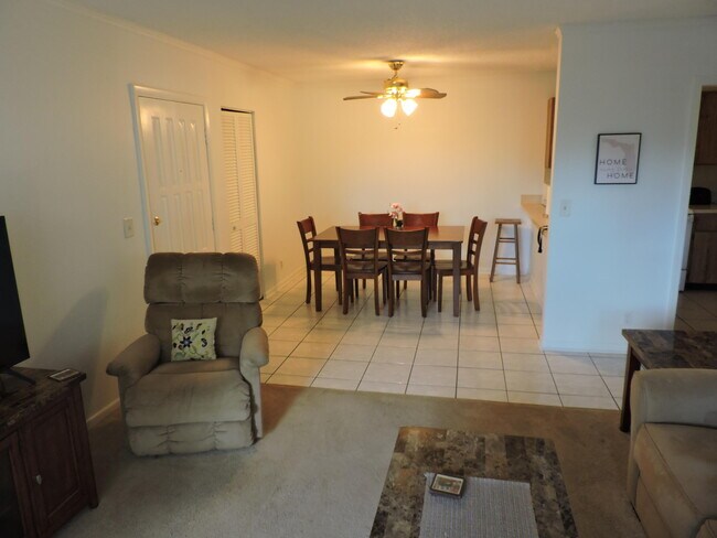 Photo - 3402 Gardens E Dr Unit 7A