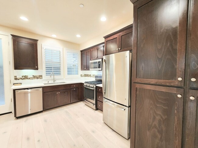 Photo - Modern 3 bed 2.5 bath townhome