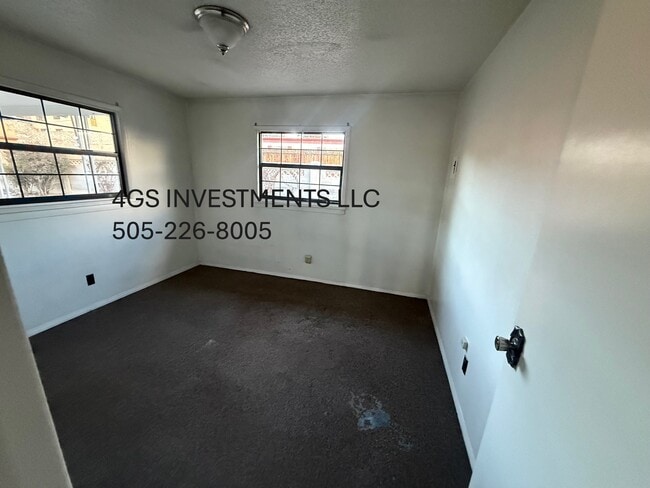 Photo - 1700 E 15th St