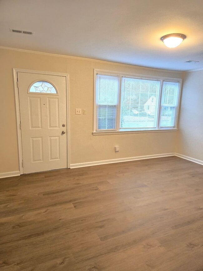 Photo - Lovely 3 Bedroom in Portsmouth