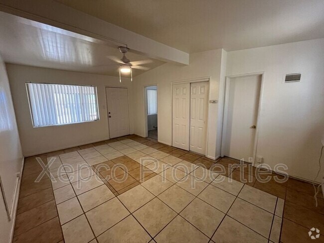 Building Photo - 13336 Ave Hermosa Unit D Rental