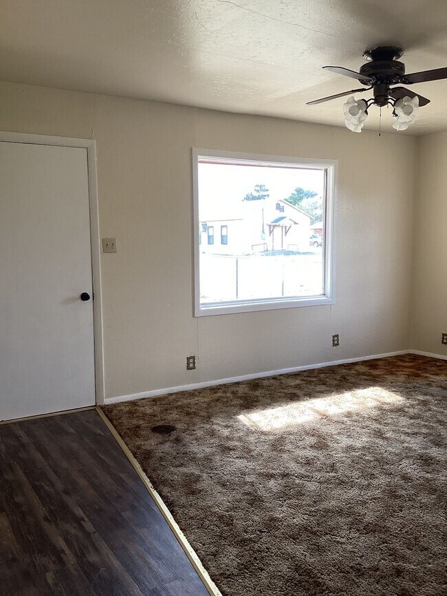 Photo - Located in Portales and near ENMU Campus! ...