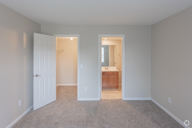 2BR, 1.5BA - 1,175 SF
