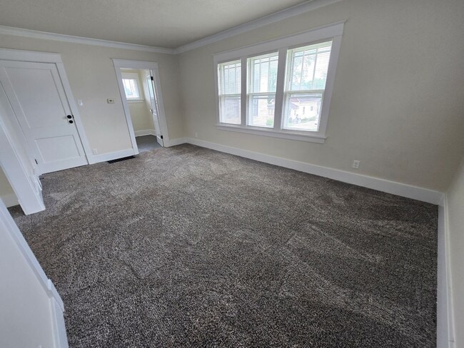Photo - 1109 Dousman St