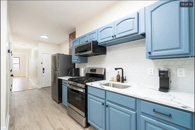 Building Photo - 71 Bostwick Ave Unit 6