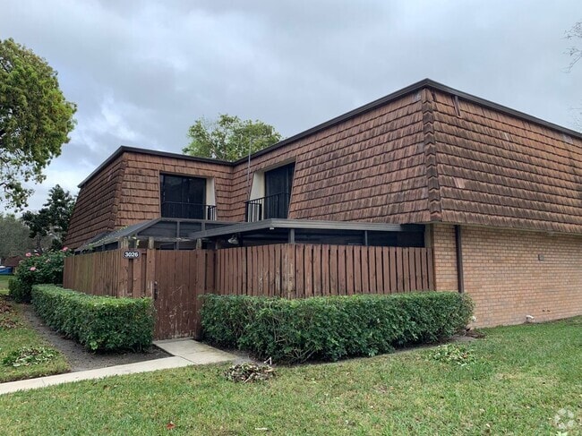Building Photo - 3026 30th Ln Rental
