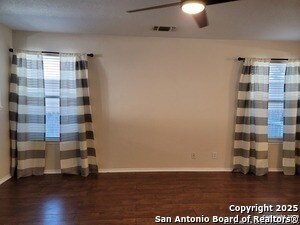 Photo - 4923 Bending Elms