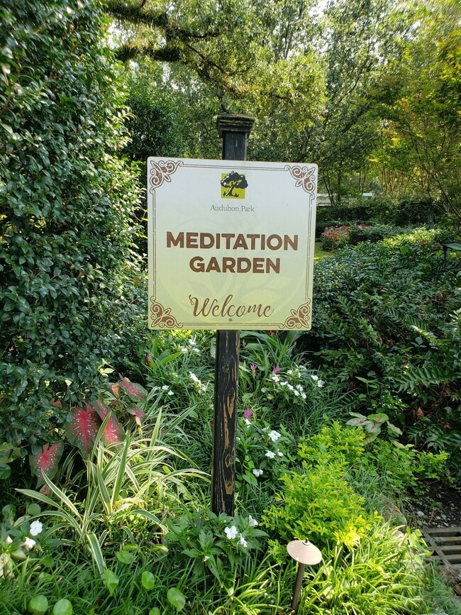 Photo - 7449 Pitt St