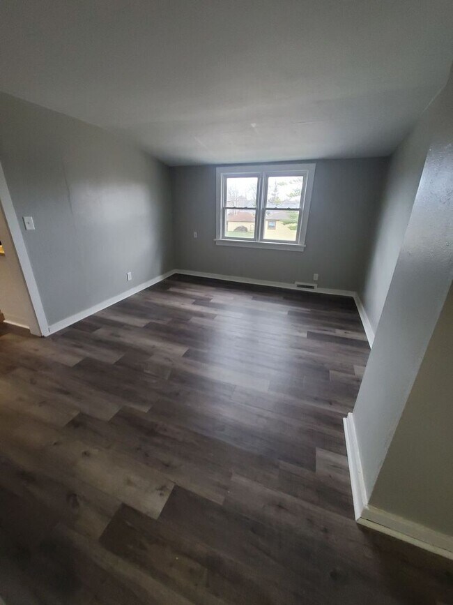 Photo - 3201 Charles St Unit Upper