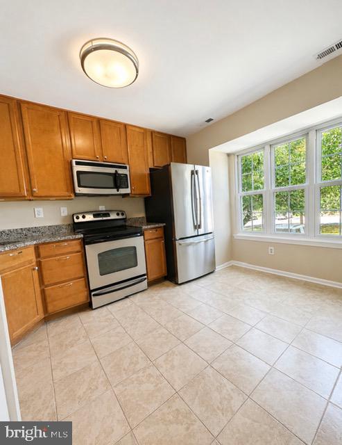 4037 Summer Hollow Ct