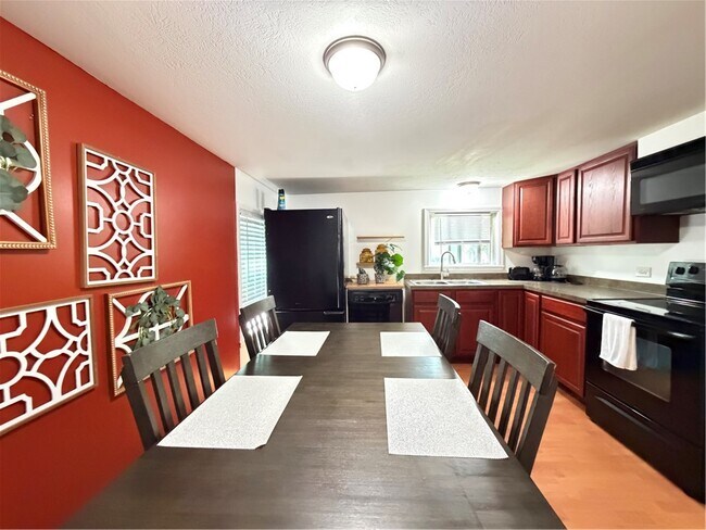 117 Pollard Ave