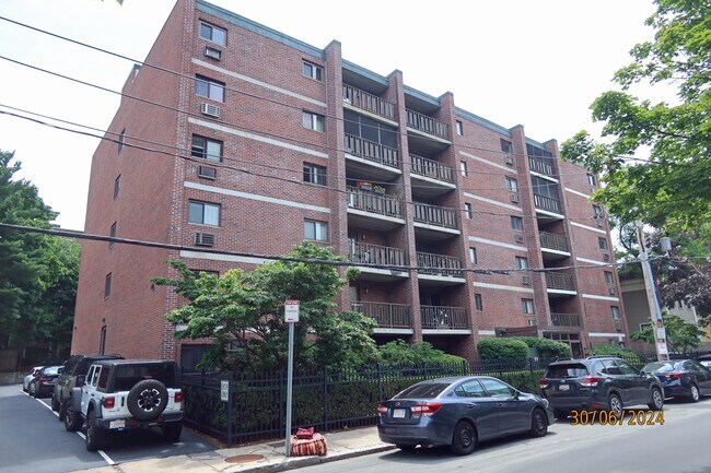 Building Exterior - 12 Ellery St Condo Unit #402