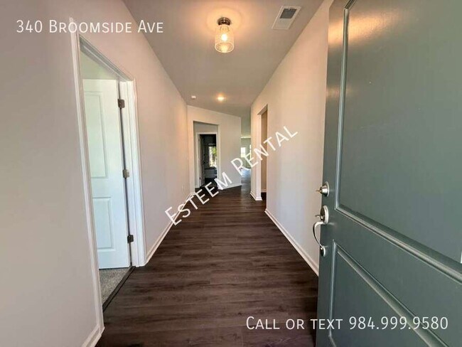 Photo - 340 Broomside Ave