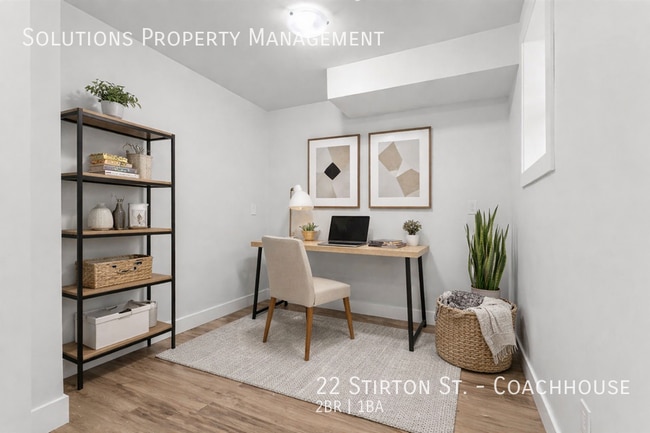 Photo - **Private 2 Bedroom Coachhouse** Unit Coachhouse