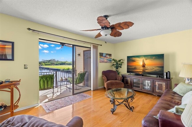 Photo - 412 Moorings Cove Dr Unit 7H