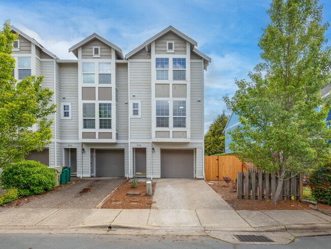 Photo - 3938 SW 182nd Pl