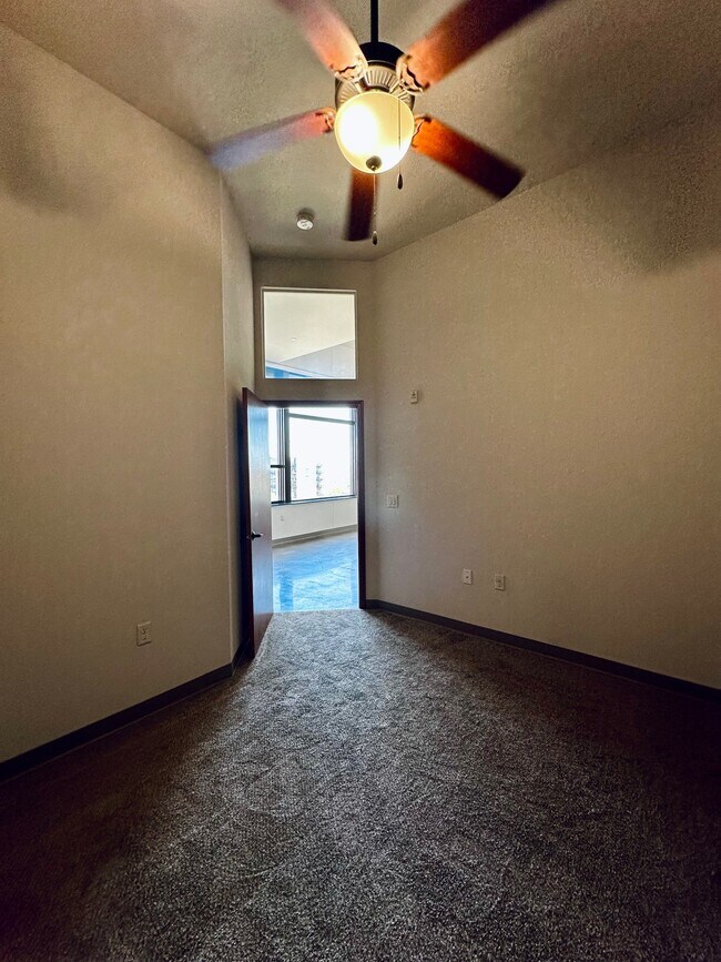 Photo - 611 W National Ave Unit 307