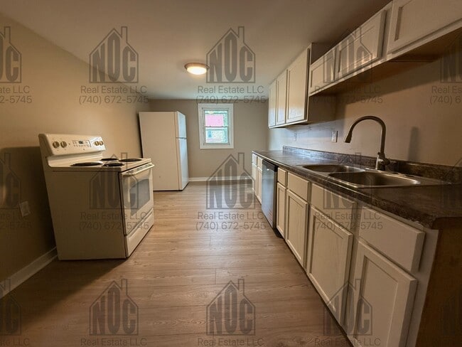Photo - 607 Slocum Ave