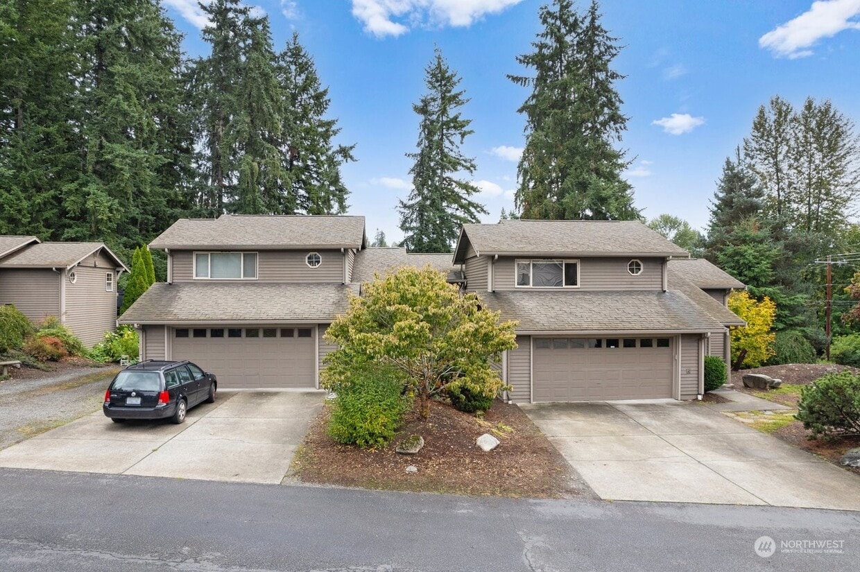 Photo - 1807 Larch Way (Lynnwood, WA)