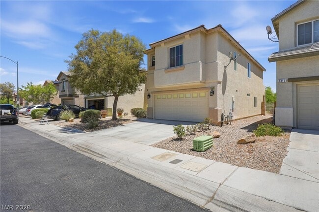 Photo - 9816 Red Horse St