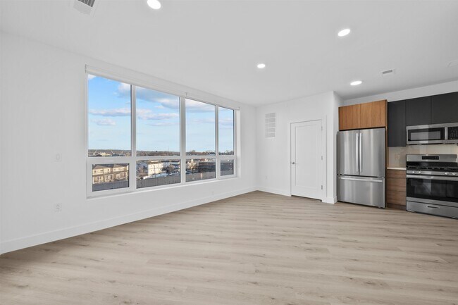 Photo - 17 Ave E Unit 201