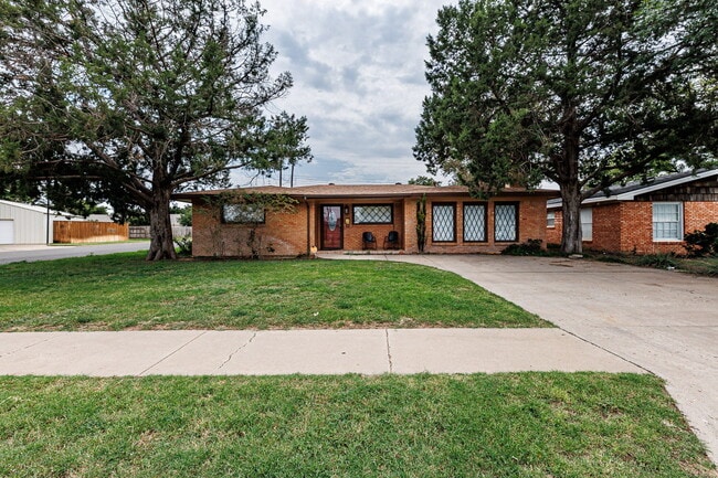 Building Photo - Wonderful 3/2/2 Rental