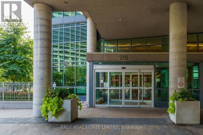 Photo - 215 Fort York Blvd Unité 2707