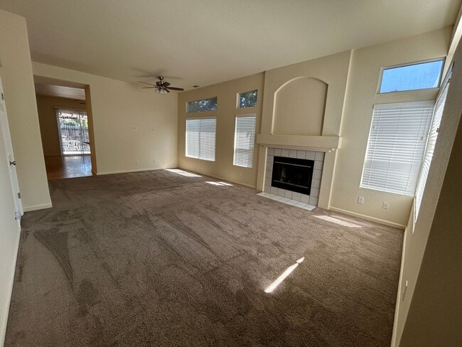 Photo - 7025 Sandy Souza Way