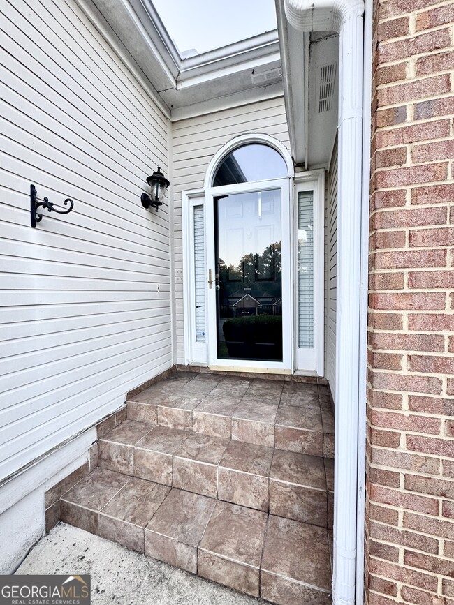 Photo - 216 Spring Hill Ct