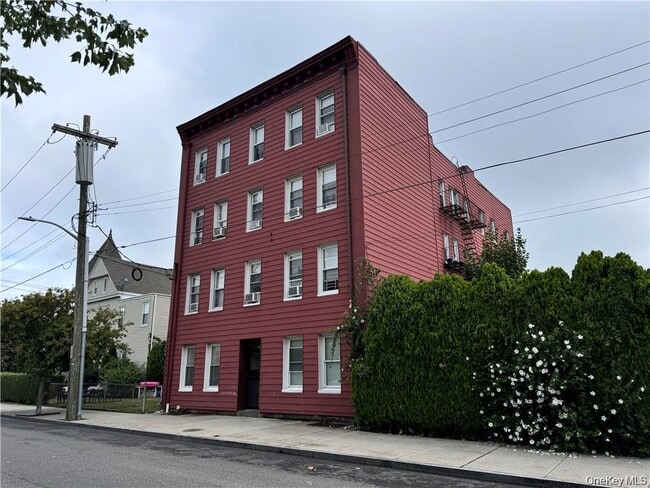 Photo - 49 5th St Unit 1